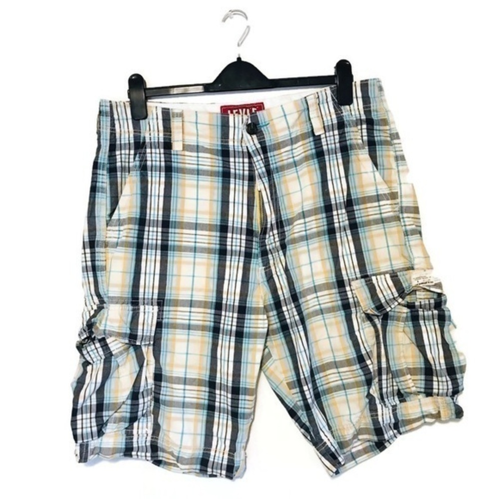 Levi Strauss Blue Yellow 100% cotton Plaid Cargo Shorts Men’s Size 36 11” inseam